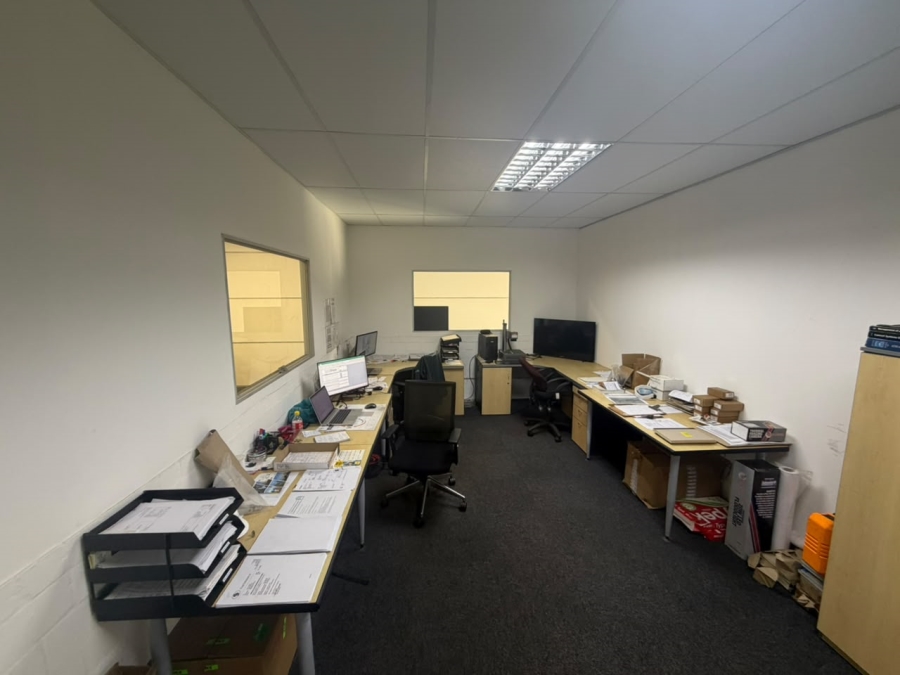 To Let Commercial Property for Rent in Brackenfell Central Western Cape